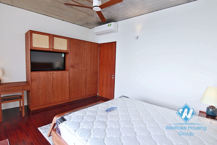 Stunning lake view apartment with 2 bedrooms for rent inTay Ho District