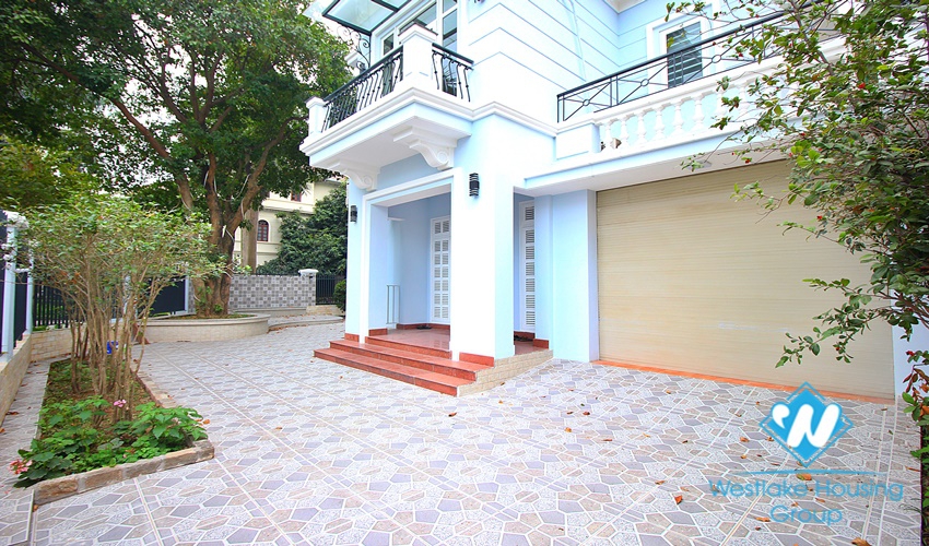 A gorgeous five bedroom house with nice outdoor space in Ciputra for rent