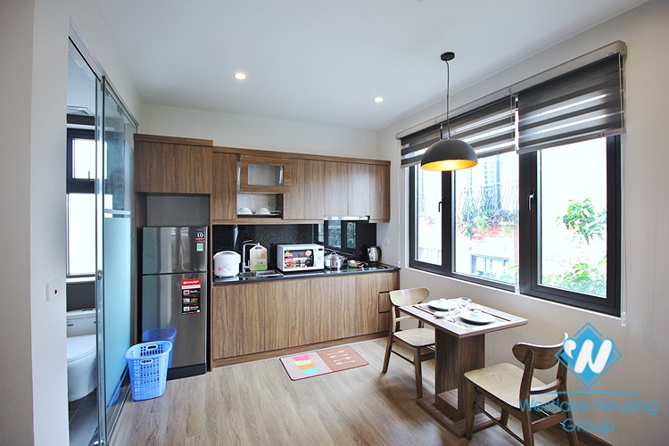 Bright studio for rent in Dang Thai Mai street, Tay Ho district, Ha Noi