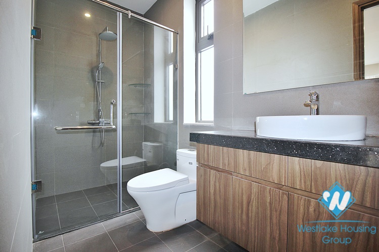 A newly studio for rent in Dang Thai Mai street, Tay Ho