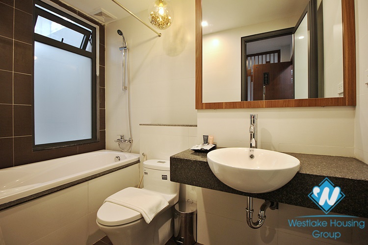 A brightly studio for rent in Au Co street, Tay Ho, Ha Noi