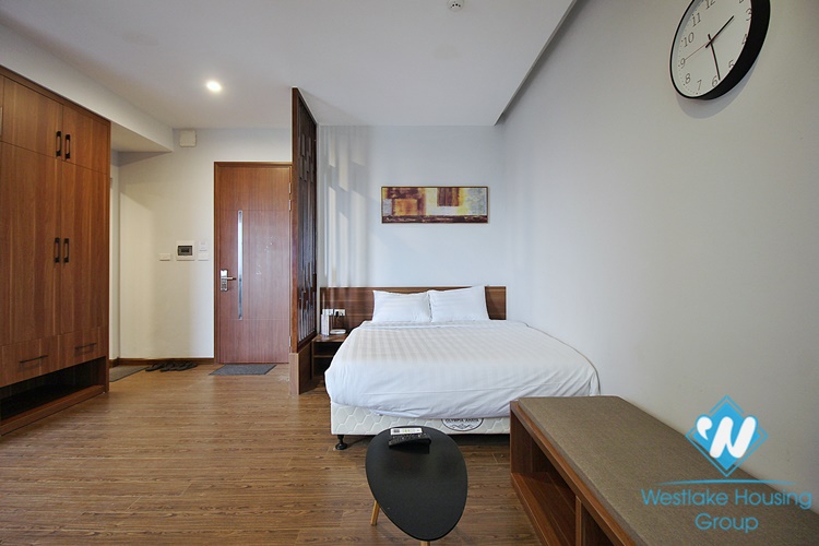 A brightly studio for rent in Au Co street, Tay Ho, Ha Noi