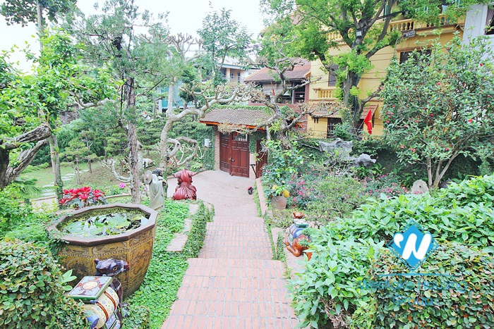 Ancient architecture villa with huge garden for rent in Tay Ho District