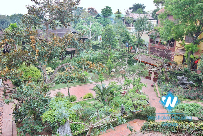 Ancient architecture villa with huge garden for rent in Tay Ho District