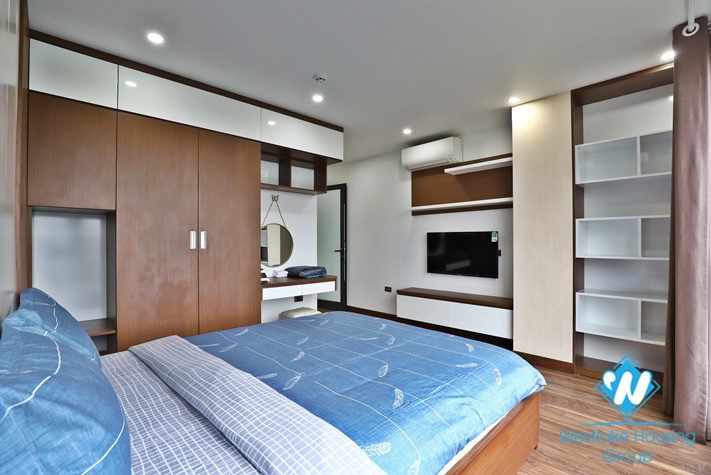  A bright, good space 2 bedroom apartment for rent on Xuan La street