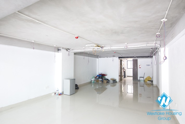 An Spacious Reasonable office for lease in Linh Lang  street,