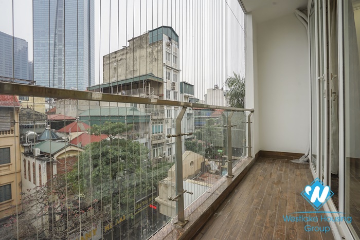 A brand new and beautiful 1 bedroom apartment for rent in Ba dinh, Hanoi