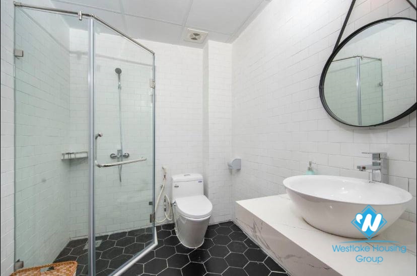 1 nice bedroom apartment for rent in Hoan Kiem district,