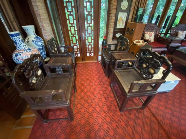Ancient architecture villa with huge garden for rent in Tay Ho District
