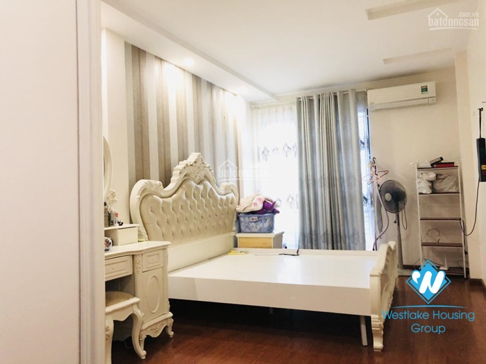 A good price 3 bedroom house for rent in Dong da, Ha noi