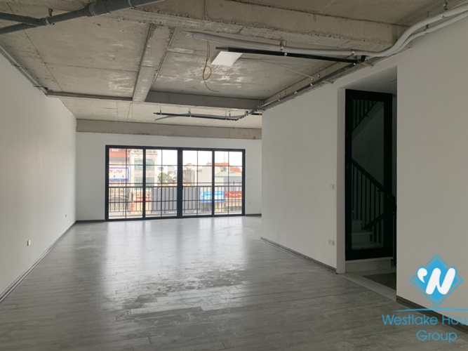 Brand new office for rent in Au Co street, Tay Ho