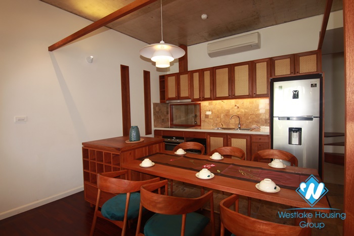 High quality 2 bedroom apartment with lake view for rent in Tay Ho, Ha Noi