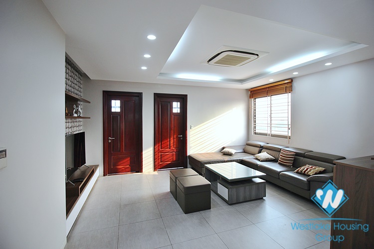 High floor 2 bedrooms apartment for rent in Trinh Cong Son, Tay Ho