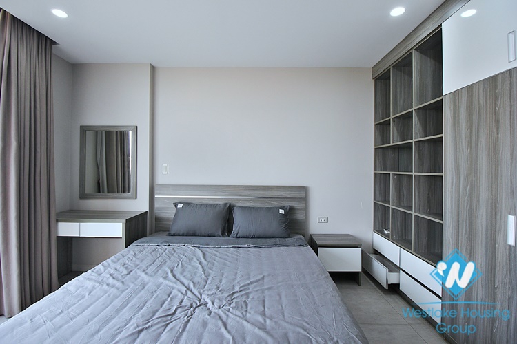 Lake view apartment for rent in Trinh Cong Son st, Tay Ho
