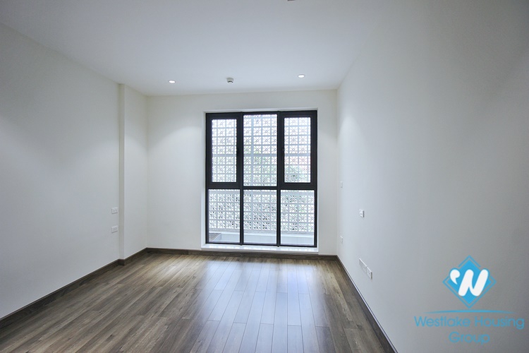 Spacious three bedrooms apartment for rent in Au Co street, Tay Ho