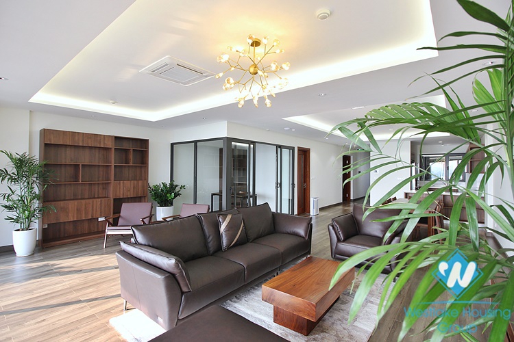 Lake view three bedrooms apartment for rent in Au Co street, Tay Ho district