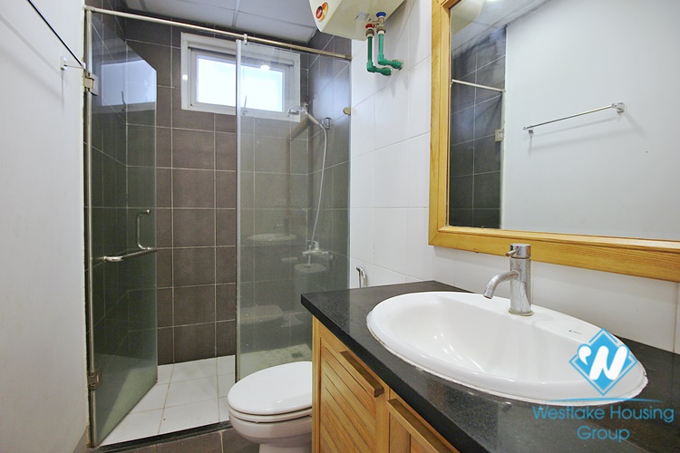 Lake view 02 bedrooms apartment in Au Co st, Tay Ho, Hanoi 