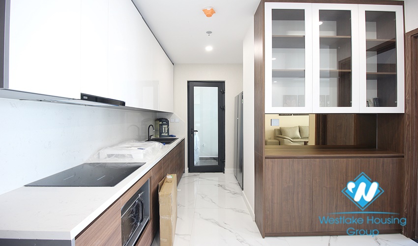 A brand new 03 bedroom apartment for rent in Sunshine city building, Tay Ho