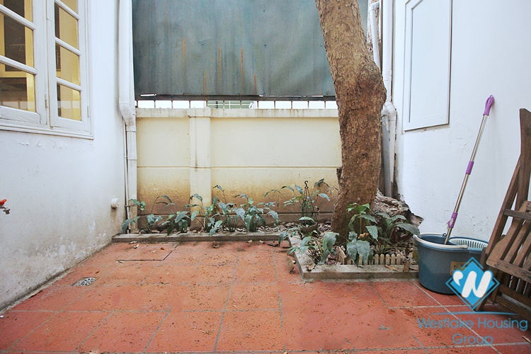 Serviced apartment with backyard for rent in Xuan Dieu street, Tay Ho