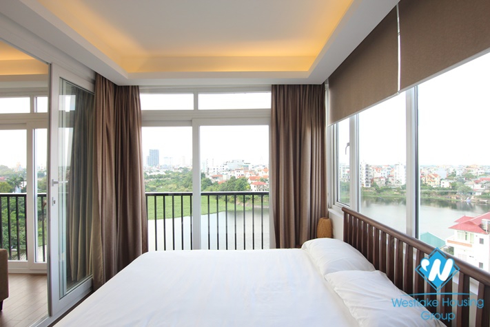 Lake view 01 bedrooms apartment with stunning view for leasing  in Tay Ho area