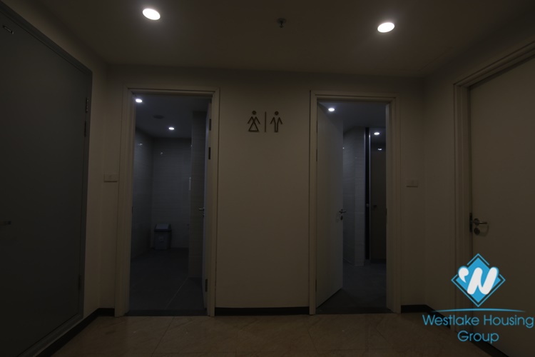 A luxury office for rent in FLC building, Cau Giay street, Cau Giay district