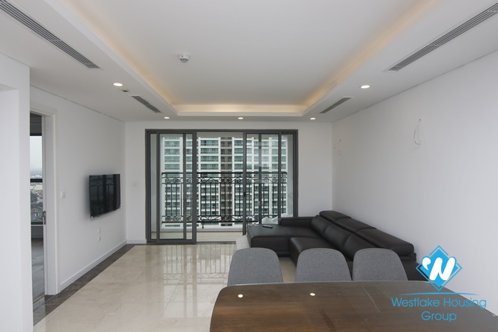 A brand new 2 bedroom apartment for rent in De leroi soleil Xuan dieu, Tay ho