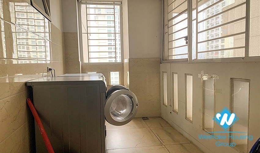 An elegant and stylish 4 bedroom apartment for rent in Ciputra E Tower