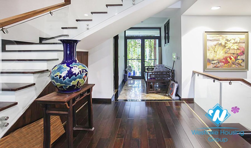 Five Star villa in Ciputra - A masterpice with high quality furniture villa 