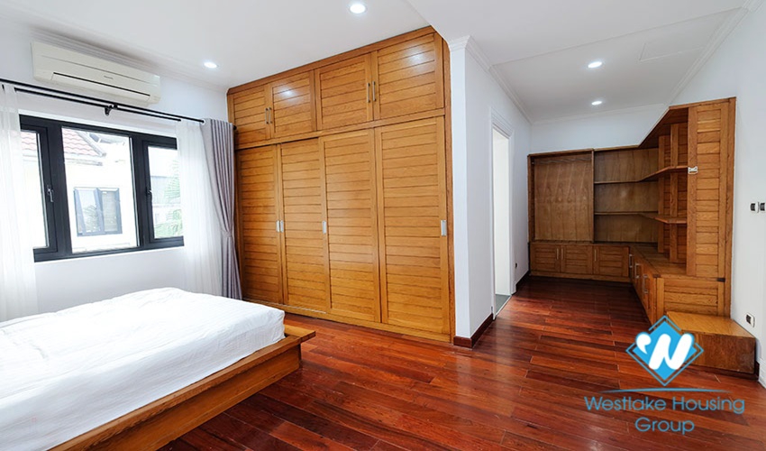 A newly-painted, modern villa in Ciputra C Block for rent