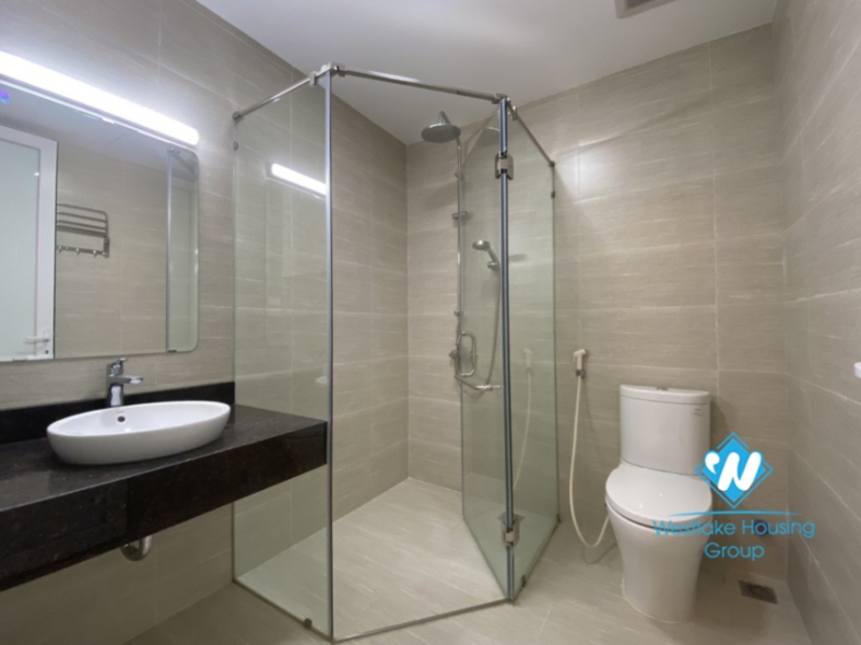 Two bedroom apartment for rent in Ba Mau lake
