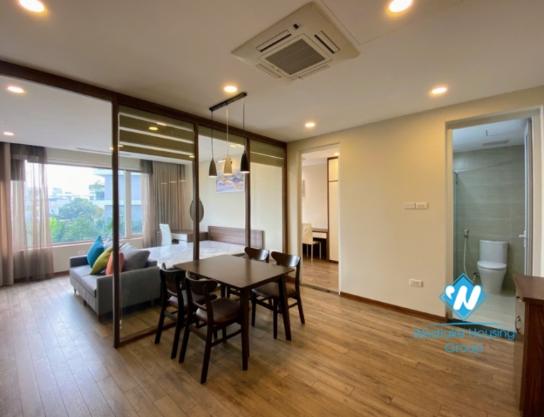 Two bedroom apartment for rent in Ba Mau lake