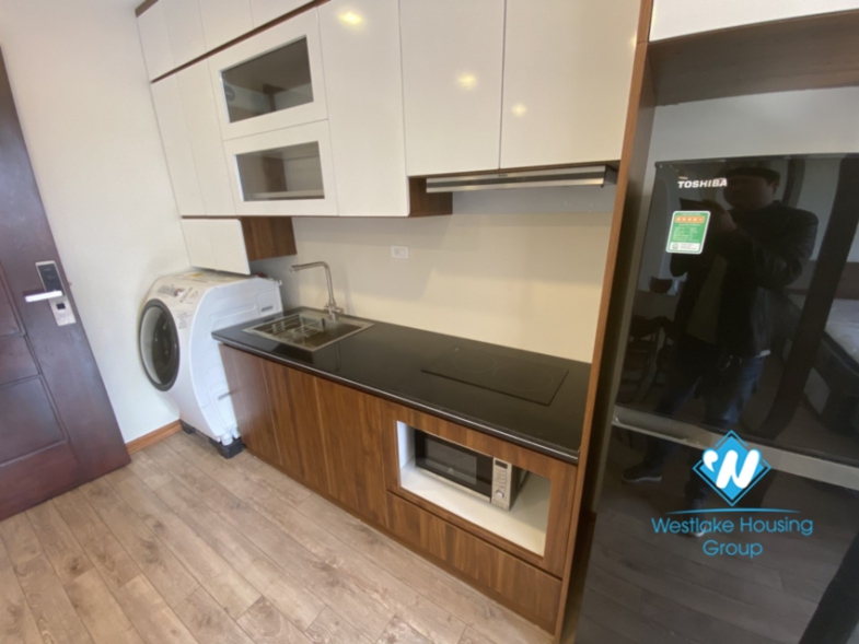 Two bedroom apartment for rent in Ba Mau lake