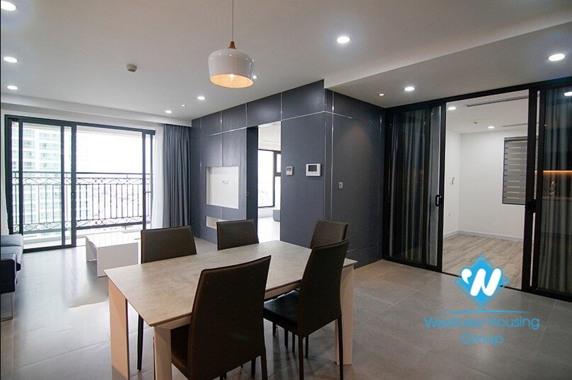 Modern three-bedroom apartment for rent at D'Leroi Soleil, 59 Xuan Dieu, Hanoi