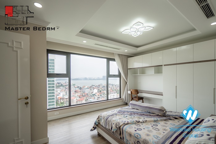 A new and beautiful 3 bedroom apartment for rent in De Leroil Xuan dieu, Tay ho