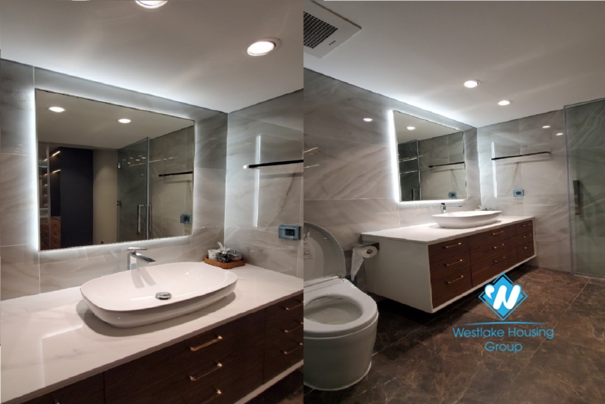 New 3-Bedrooms apartment for rent at Aqual Central 44 Yen Phu