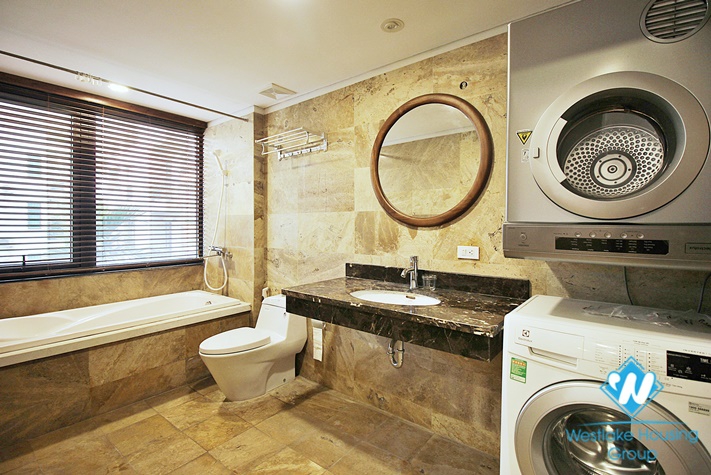 Beautiful  and good quality 2-bedrooms  apartment on Xuan Dieu street, Tay Ho