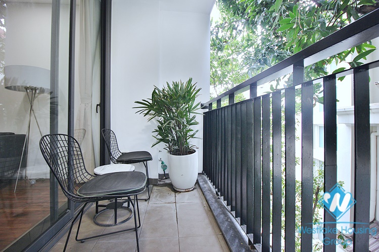 A brightly serviced apartment for rent in Tay Ho area