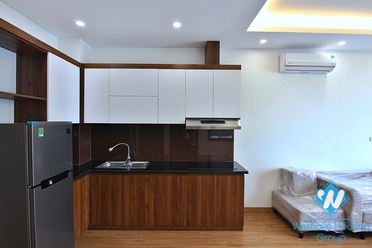 Lake view one bedroom apartment for rent in Yen Hoa street, Tay Ho
