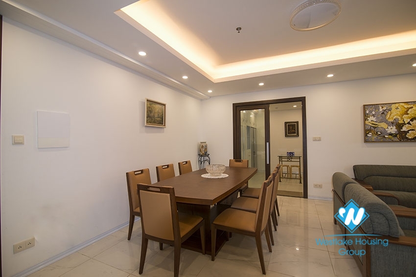 Three-bedroom apartment with area of ​​140 square meters for rent at Hanoi Aqual Central