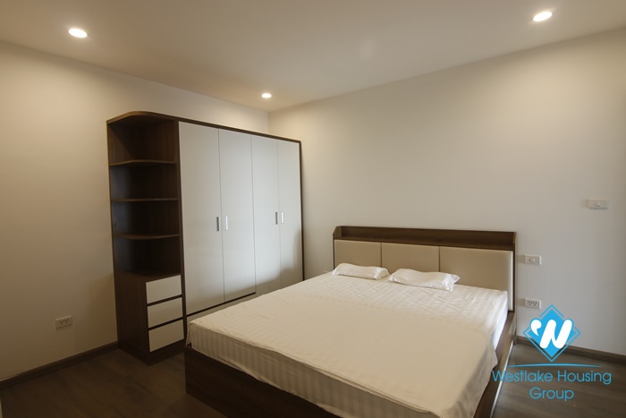 A newly 3 bedroom apartment for rent in Cau giay, Ha noi