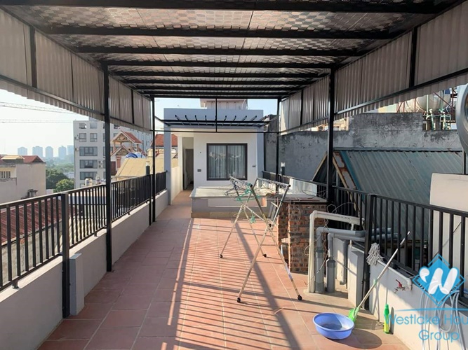 A nicely two bedrooms apartment for rent in Lac Long Quan, Tay Ho