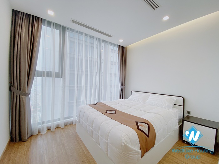 A newly 2 bedroom apartment for rent in Metropolis, Ba dinh