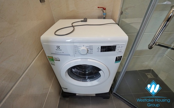 A beautiful and affordable studio for rent in Truc bach area