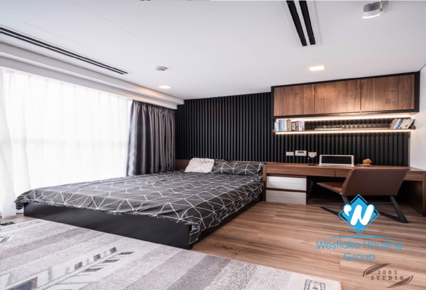 Quality furnished three bedroom apartment for rent in Hanoi Aqual Central