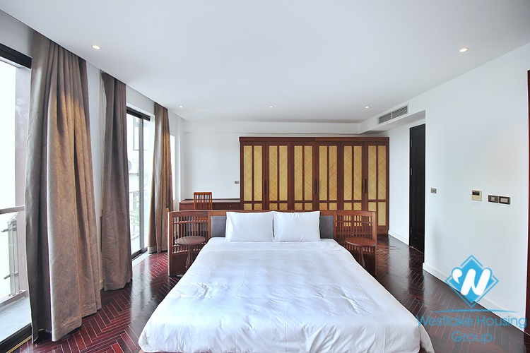 Renovated 4 bedrooms apartment for rent in Xom Phu - Dang Thai Mai, Tay Ho