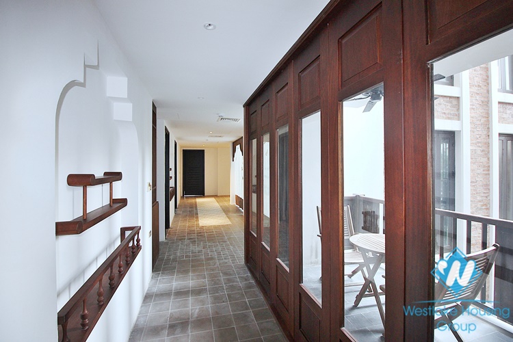 Renovated 4 bedrooms apartment for rent in Xom Phu - Dang Thai Mai, Tay Ho
