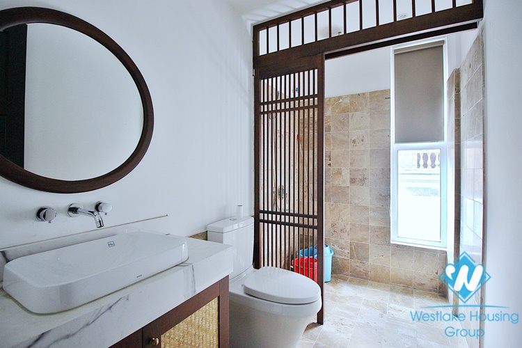 Renovated 4 bedrooms apartment for rent in Xom Phu - Dang Thai Mai, Tay Ho