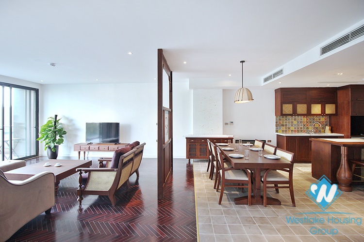 Renovated 4 bedrooms apartment for rent in Xom Phu - Dang Thai Mai, Tay Ho