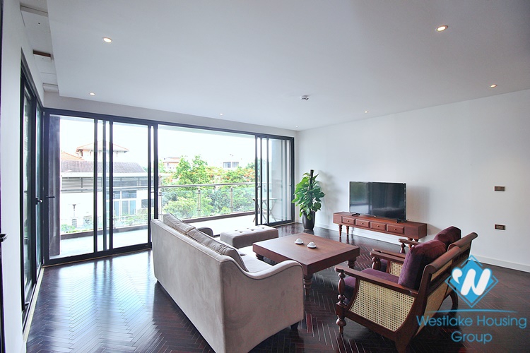 Renovated 4 bedrooms apartment for rent in Xom Phu - Dang Thai Mai, Tay Ho