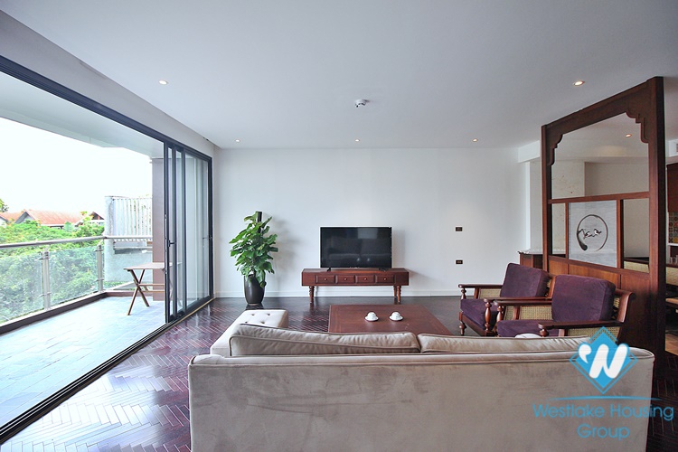 Renovated 4 bedrooms apartment for rent in Xom Phu - Dang Thai Mai, Tay Ho